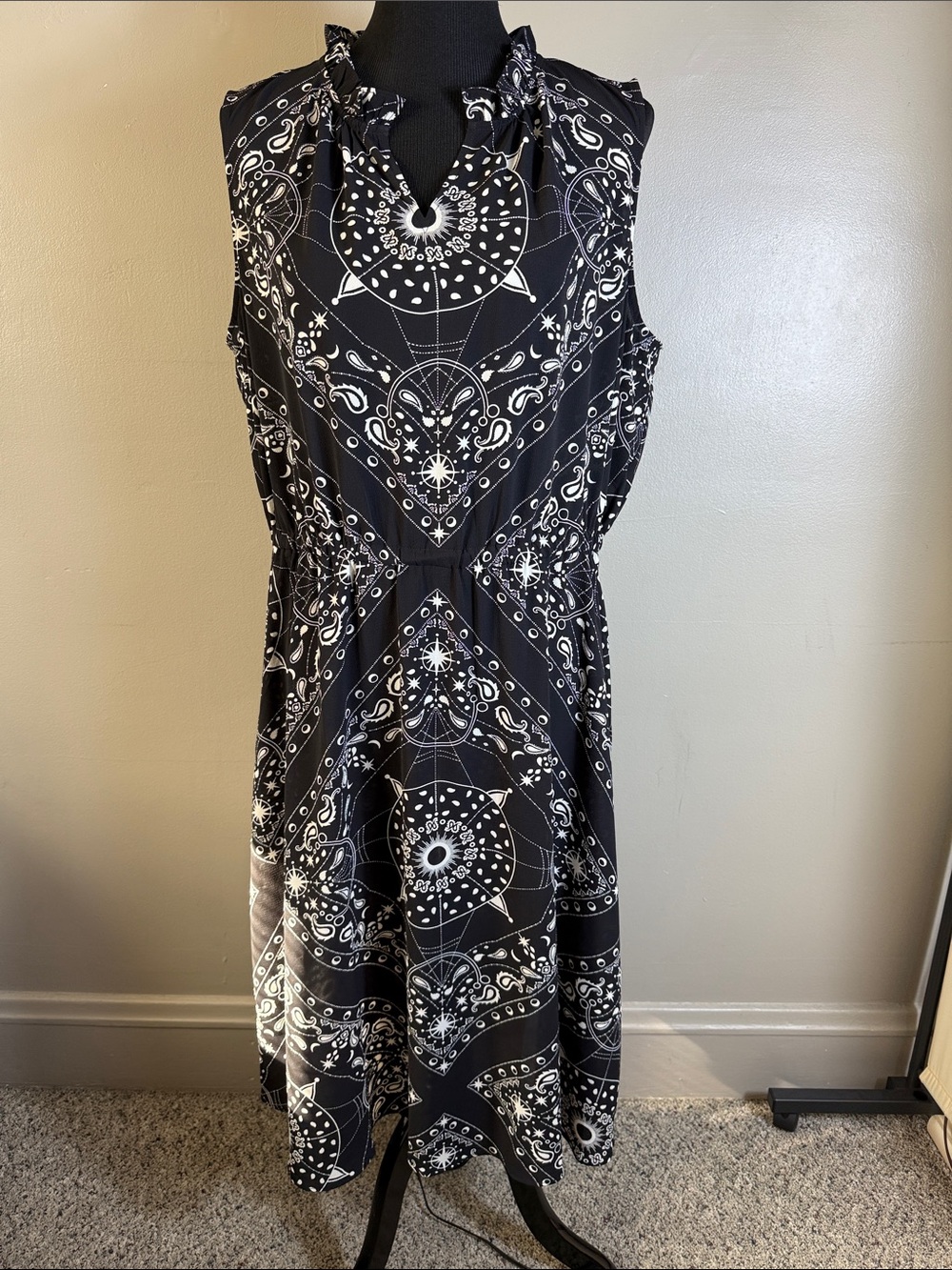 Talbots Sleeveless Black & White Bandana Celestial Print Dress Sz XL